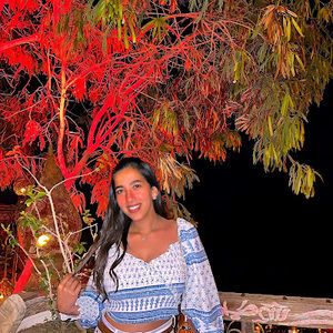 Meet your Posher, Donia